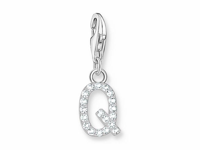 Charm-Anhänger in Form des Buchstabens Q aus Silber mit funkelnden weißen Zirkonia, ideal zum Beispiel für eine personalisierte Kette oder Armband von Thomas Sabo.