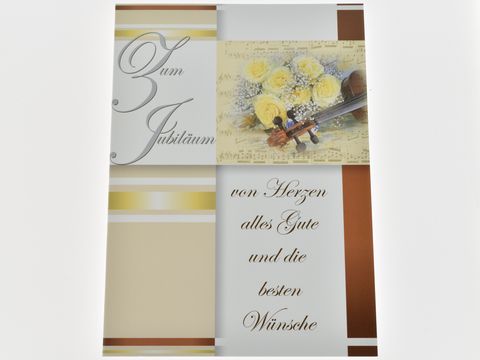 Eine Glückwunschkarte zum Jubiläum mit der Aufschrift von Herzen alles Gute und die besten Wünsche, verziert mit Notenblatt, Rosenstrauß und einer Geige, Hersteller Juwelier Harnisch.