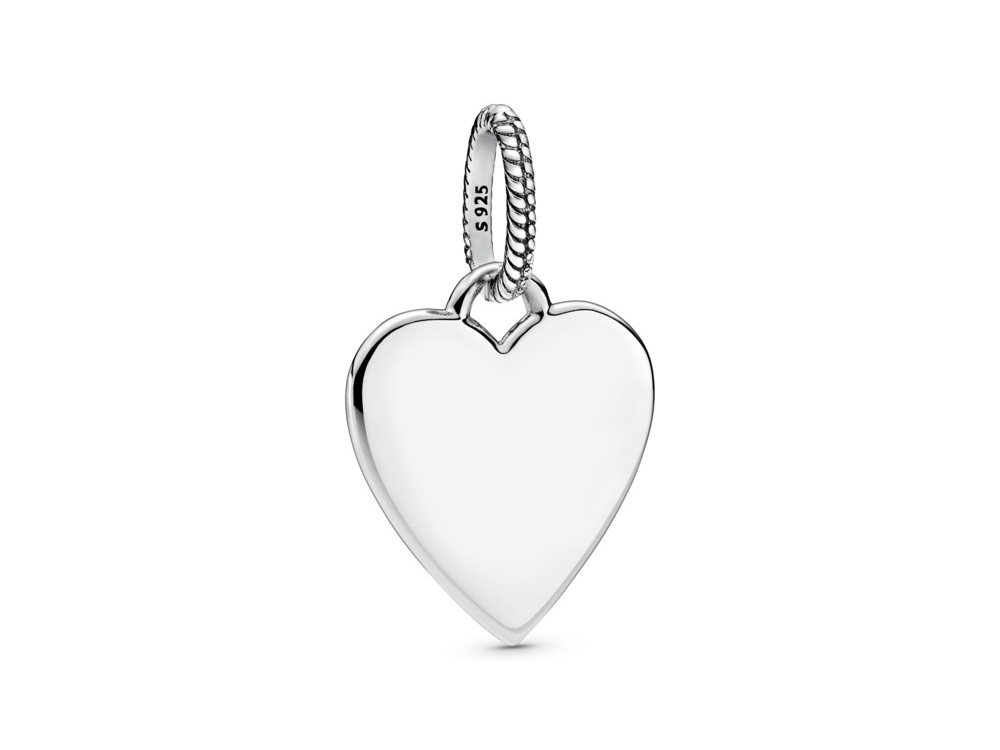 Pandora 398914C00 Herz Anhänger aus Silber mit beidseitiger Gravur, glänzende Oberfläche und das traditionelle Herzdesign, ideal für individuelle Botschaften oder Ergänzungen.