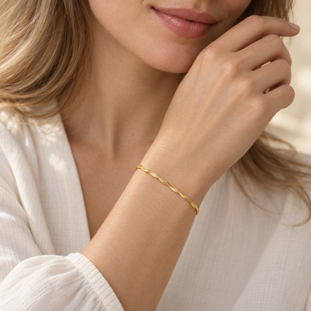 KI-generiertes Tragebild: Armband geflochten - Diamantschliff Gold 585 - 19 cm