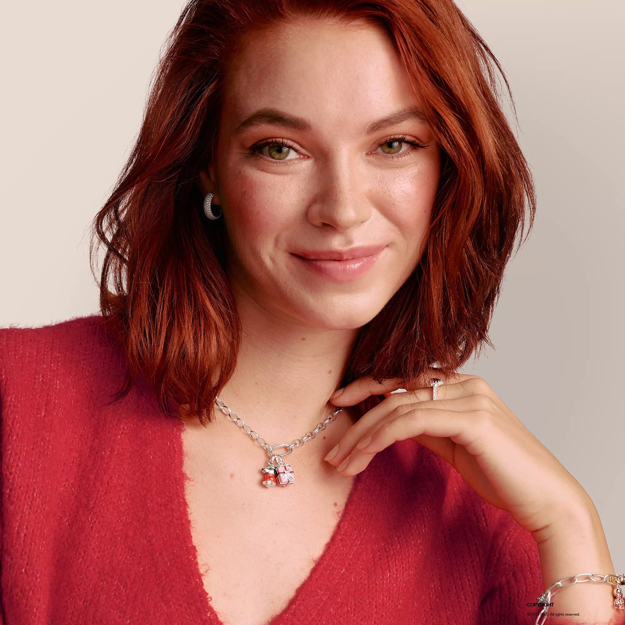 Thomas Sabo Connect - Peanuts Snoopy Winterjacken - Charm mit Öse – Ansicht 2