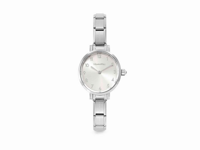 Elegante Nomination 076038 17 Time Armbanduhr aus Edelstahl in silberfarben mit einem schlichten Ziffernblatt und einem komfortablen Gliederarmband, ideal für jeden Anlass.