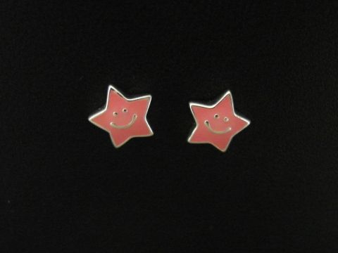 Silber Ohrstecker in Sternform, mit süßem lächelndem Gesicht, poliertem Finish und rosa Emaille. Hersteller ist Juwelier Harnisch, ideal für Kinder.