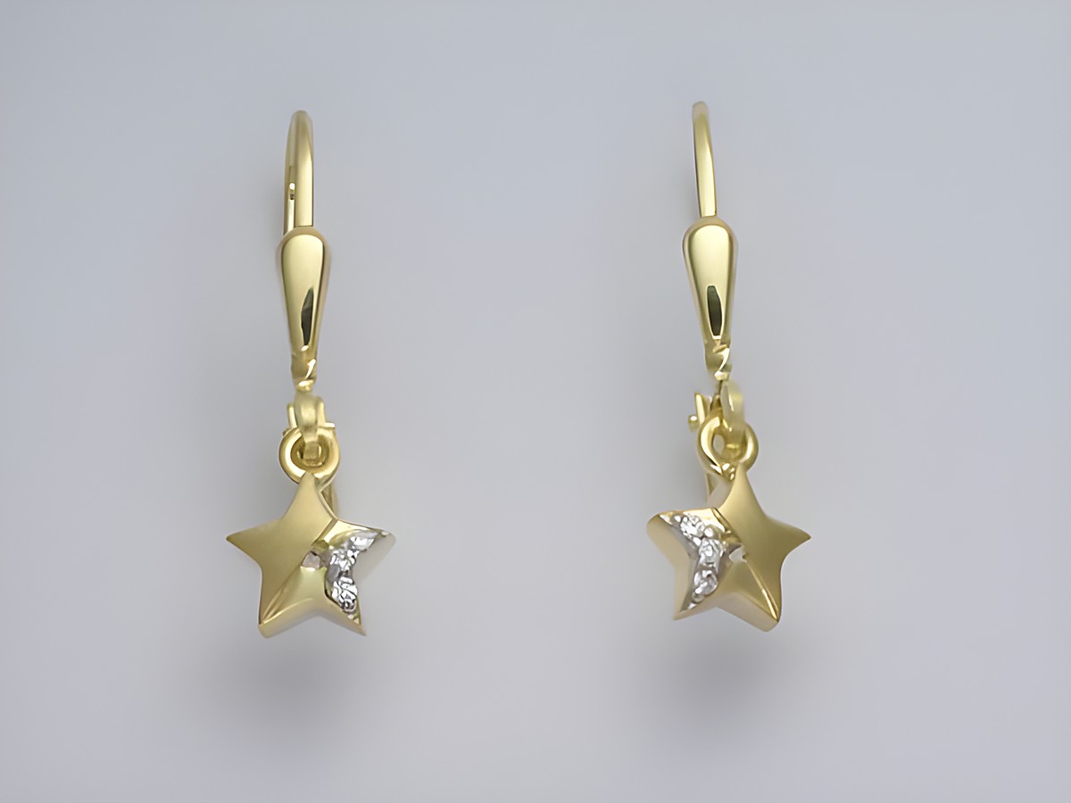 Gold Ohrringe in Form eines funkelnden Sterns aus 333 Gold mit Zirkonia Stein, Hersteller Juwelier Harnisch, elegante Hänger für festliche Anlässe.