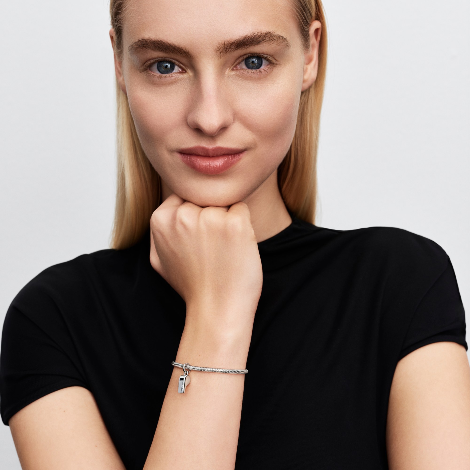 Pandora Schiedsrichterpfeifen-charm - Silber - Zirkonia – Ansicht 4