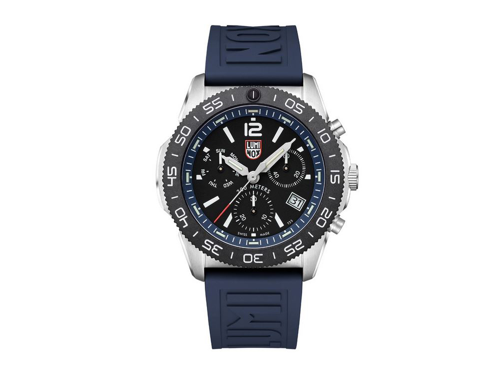 Luminox Uhr SET XS.3143.SET aus der SEA Serie in Blau mit 44 mm Gehäuse, zeigt ein schwarzes Zifferblatt, hochwertige Chronographenfunktionen und wird mit einem Ersatzband geliefert.