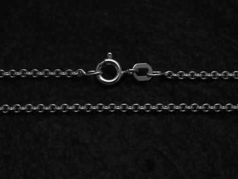 33582-0 Rundanker Silber Kette 42 cm 925 Sterling Silber 1,5 mm von Juwelier Harnisch, dünner Anker. Die Kette zeigt den Verschluss und die feine Struktur der Glieder.