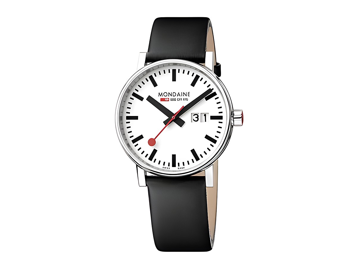 Mondaine Uhr MSE.40210.LBV evo2 aus poliertem Edelstahl mit einem Durchmesser von 40 mm, klassisches Zifferblatt in Weiß mit schwarzen Indizes und rotem Sekundenzeiger, schwarzes Lederarmband.