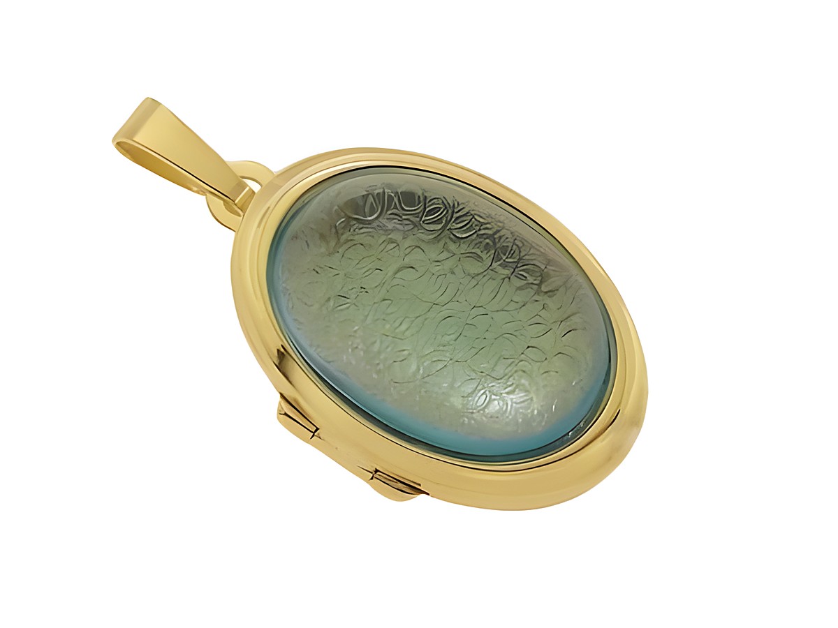 Blautopas skye blue Cabochon in elegantem Gold 750 Medaillon vom Hersteller Juwelier Harnisch. Das Medaillon besticht durch seine feine Verarbeitung und den strahlenden Farbton.