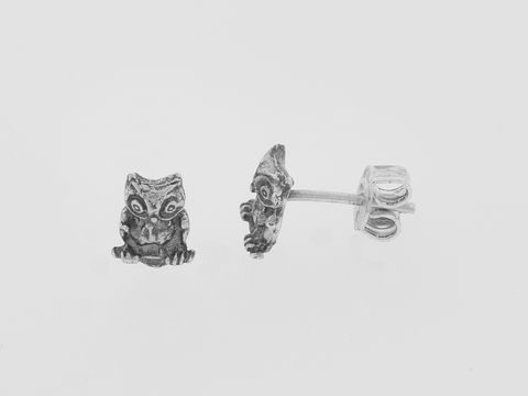 Niedliche Eule aus 925 Sterling Silber Ohrstecker ohne Stein, Hersteller Juwelier Harnisch, ideal für einen verspielten Look.
