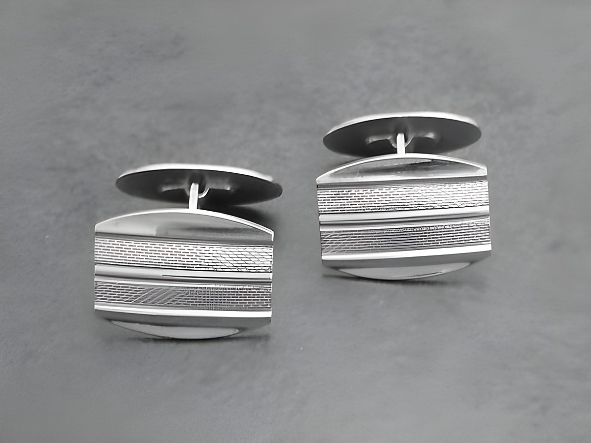 Original 60er Echt Silber Manschettenknöpfe RETRO Hersteller Juwelier Harnisch aus Echt Silber mit elegantem Design und strukturierten Oberflächen. Ideal für besondere Anlässe.