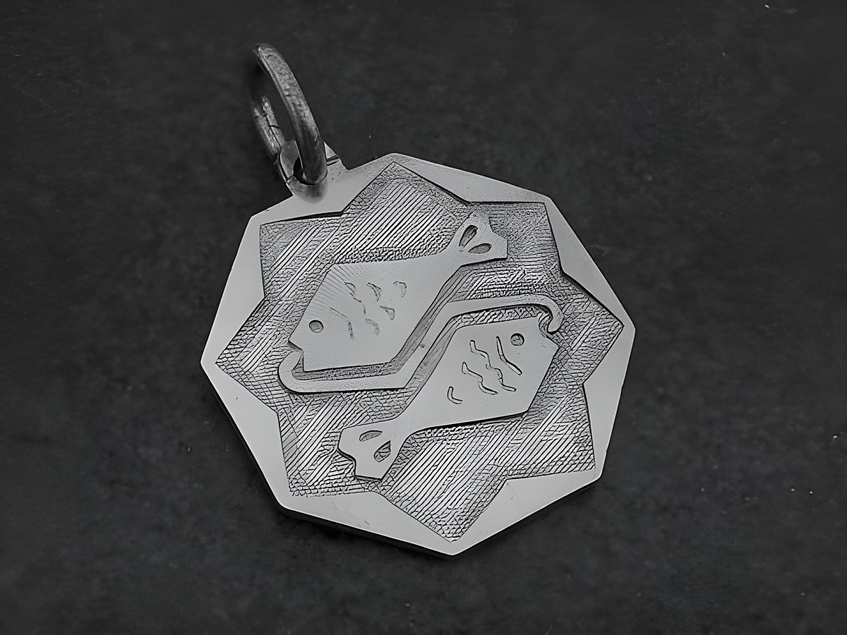 Silber Anhänger Platte Sternzeichen Fische mit gravierten Fischen, Hersteller Juwelier Harnisch, ideal für Liebhaber des Sternzeichens Fische.