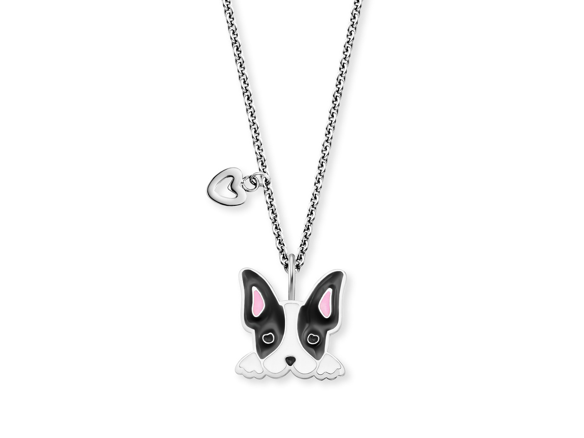 Eine Kette mit einem Anhänger in Form eines Hundekopfes, der schwarz und weiß mit rosa Details emailliert ist, hängt an einer feinen Silberkette. Die Kette ist 38 cm lang und hat zusätzlich 2 cm Verlängerung.