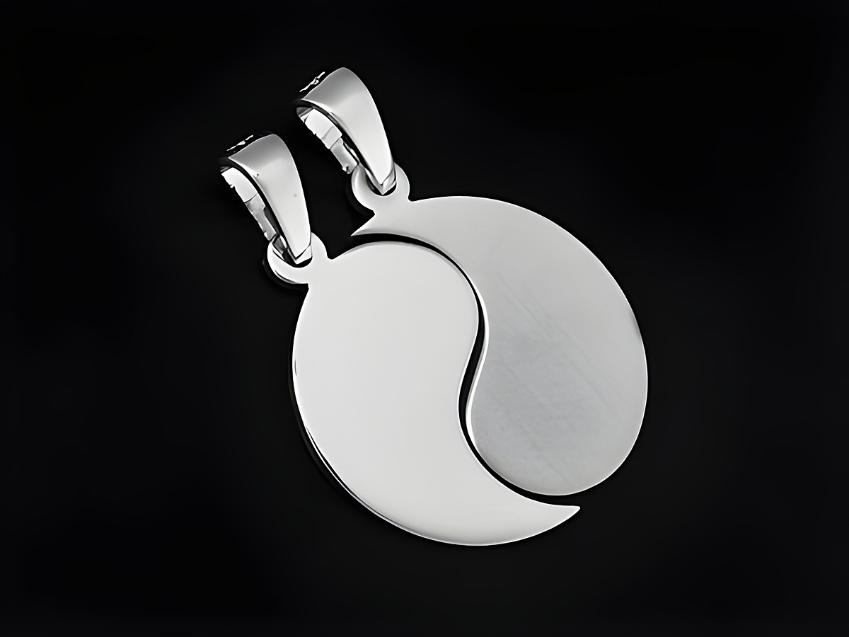 Zwei silberne Yin und Yang Partneranhänger aus 925 Sterling Silber, rhodiniert, mit einem Durchmesser von 18,3 mm, elegant und symbolisch für Partnerschaft.