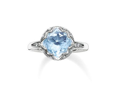 Silberner Thomas Sabo Ring mit dekorativem blauen synthetischen Spinell und Zirkonia, Größe 52, zeitloses Design, elegant und funkelnd. Ideal für besondere Anlässe.