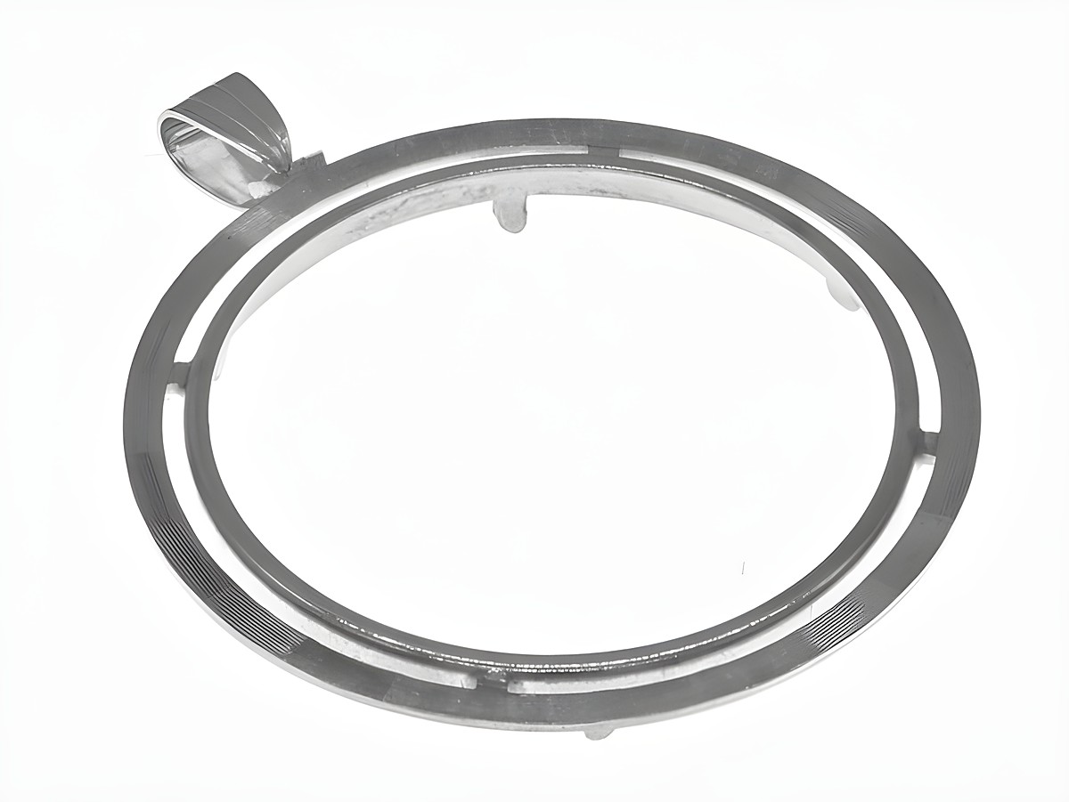 Münzfassung Anhänger mit Diamantschliff aus 925 Sterling Silber für Münzen bis 38 mm Durchmesser, hergestellt von Juwelier Harnisch, geeignet für bis zu 4,0 cm große Münzen.