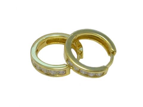 Creole aus Gold mit Diamanten, Hersteller Juwelier Harnisch, Größe bis 15 mm, elegantes Design, funkelnde Akzente, ideal für besondere Anlässe oder den täglichen Gebrauch.
