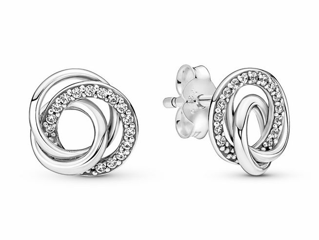 Verschlungene Ohrstecker aus Sterlingsilber mit Zirkonia von Pandora, zeitloses Design, ideal für jeden Anlass, glänzende Oberfläche und elegante Ausstrahlung.