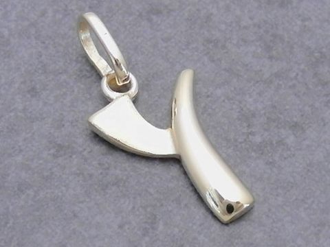 Buchstaben Anhänger Y teil-mattiert aus Gold 333, hergestellt von Juwelier Harnisch, elegantes Design, ideal als Schmuckstück oder Geschenk.