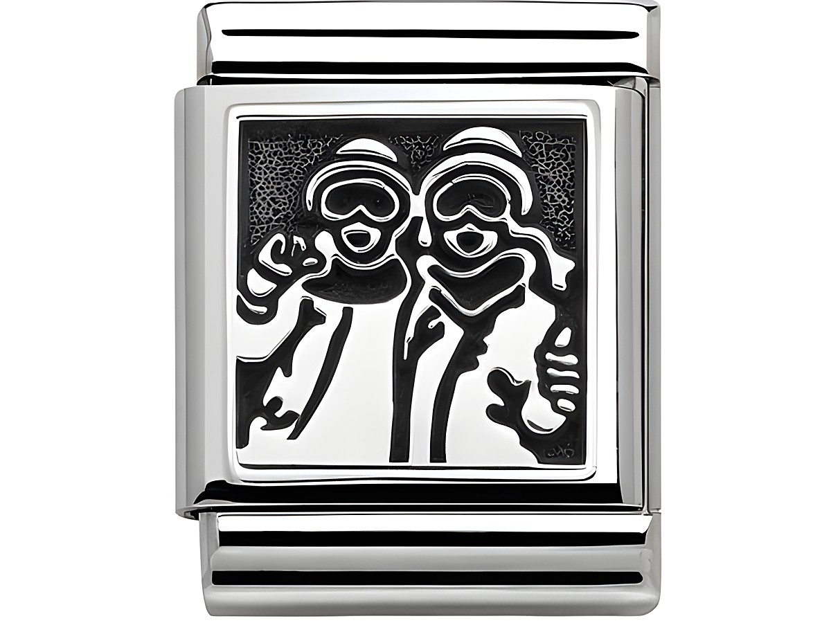 Silbernes Armband mit Edelstahl und Silber 925 Element, das zwei Snowboarder in Anoraks und mit Skibrillen zeigt, die freundlich in die Kamera lächeln.
