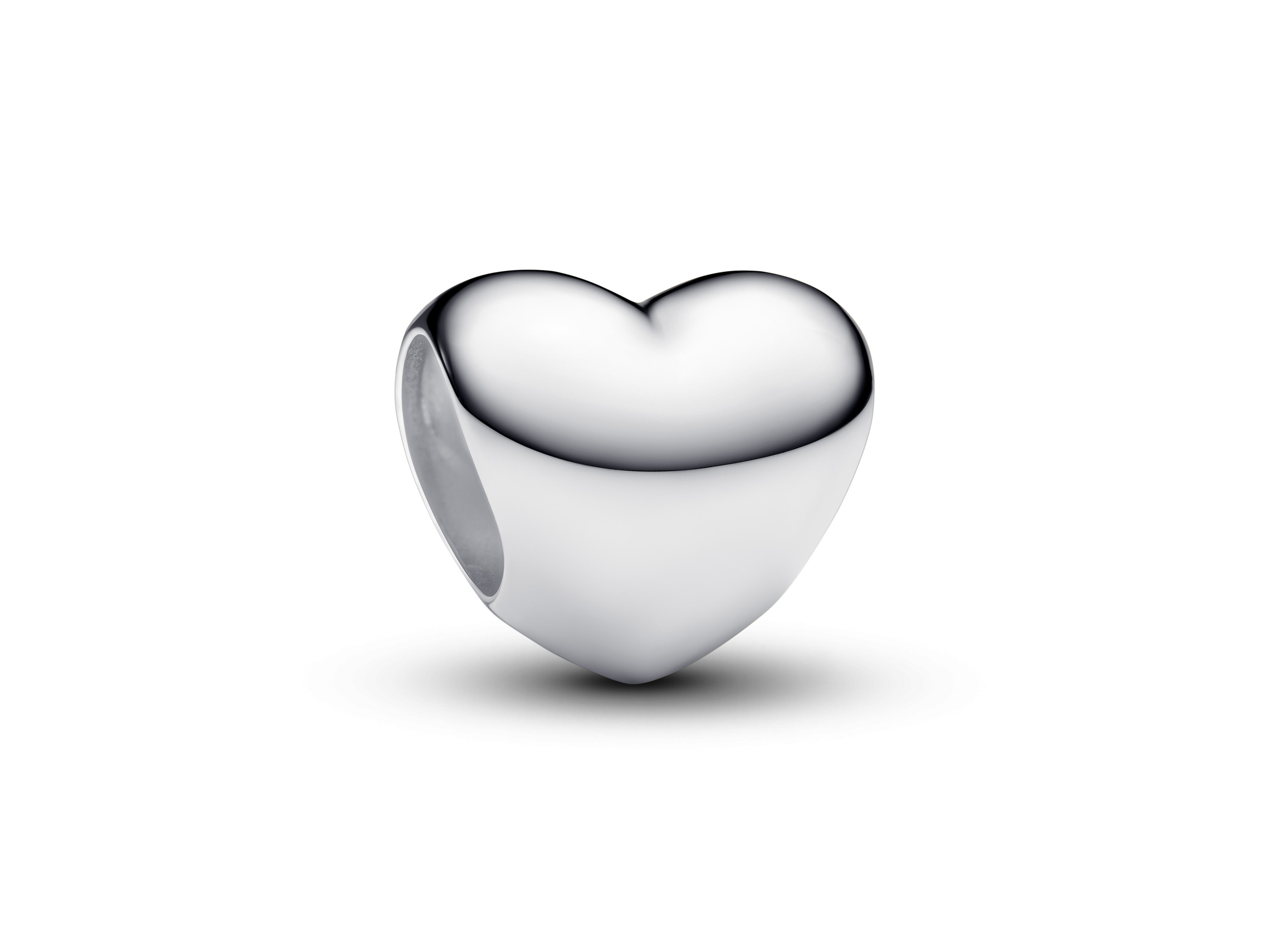 Herz gewölbter Mini-Charm aus Sterling Silber von Pandora, glänzende Oberfläche, kompakte Größe von 0,8 cm, ideal für Armbänder und Schmuckdesigns. Neuheit im Sortiment.
