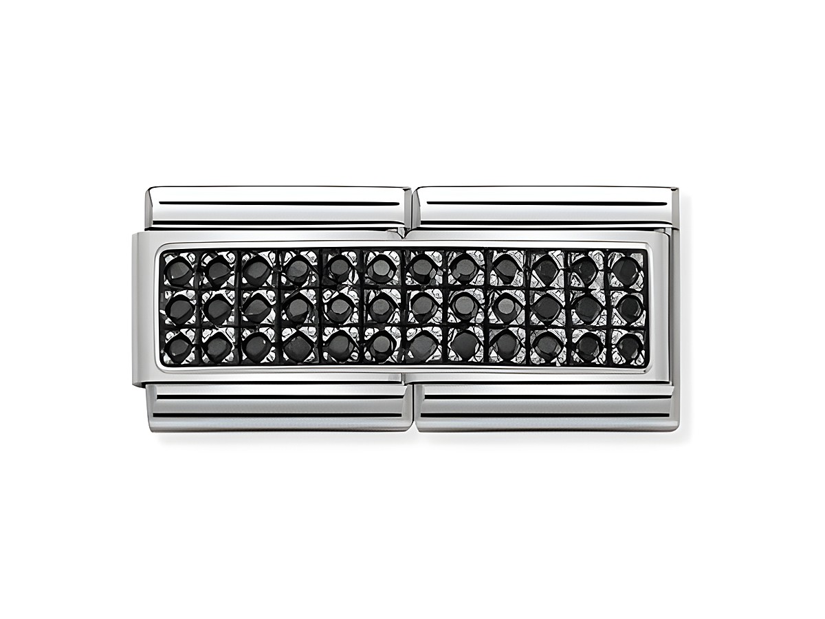 Das Bild zeigt das schwarze Composable DOUBLE Classic Armbandglied von Nomination, das mit funkelnden, schwarzen Steinen verziert ist und eine moderne, elegante Optik bietet.