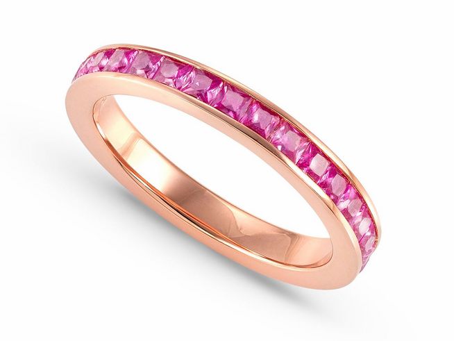 Roségold vergoldeter Ring von Nomination Carismatica mit Zirkonia in Fuchsia, schmaler Stil, Größe 15, glanzvoll und elegant, ideal für jeden Anlass.