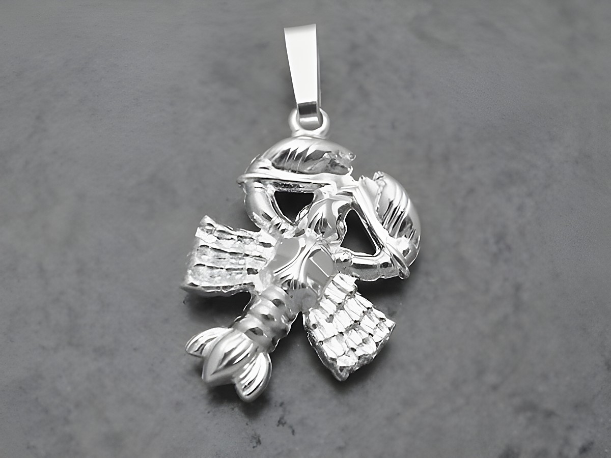 Anhänger Sternzeichen Krebs aus hochwertigem Sterlingsilber, plastisch gestaltet, gefertigt von Juwelier Harnisch, detailreiche Darstellung des Krebszeichens.