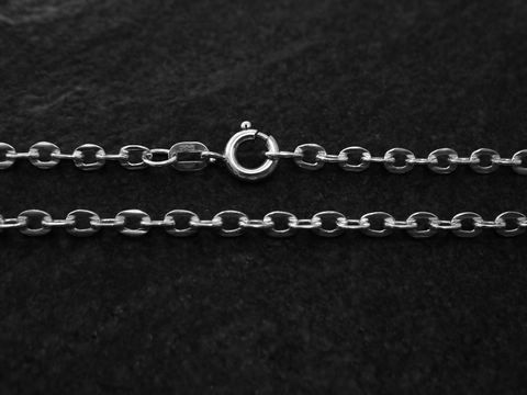 Silberne Rundanker-Kette von Juwelier Harnisch in 70 cm Länge und 2,8 x 2,8 mm Durchmesser, mit praktischem Karabinerverschluss, ideal für Schmuckliebhaber, neu und derzeit ausverkauft.