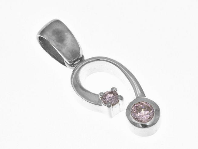 Eindrucksvoller Anhänger aus Sterling Silber mit polished Zirkonia, kunstvoll gestaltet und perfekt für jedes Outfit, Hersteller Juwelier Harnisch, Zirkonia in der Mitte.