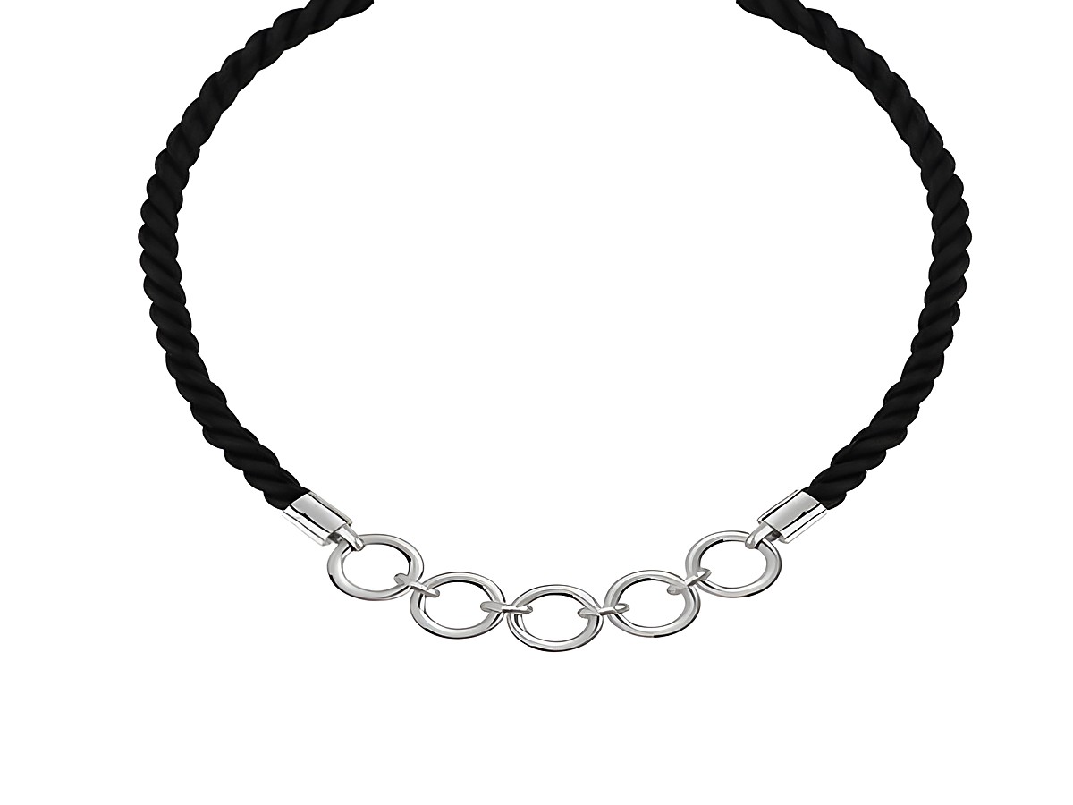 Schwarze Kordelkette von Ti Sento mit einer Länge von 41-43 cm, verziert mit silbernen Ringen. Ideal für Charms und modische Akzente.