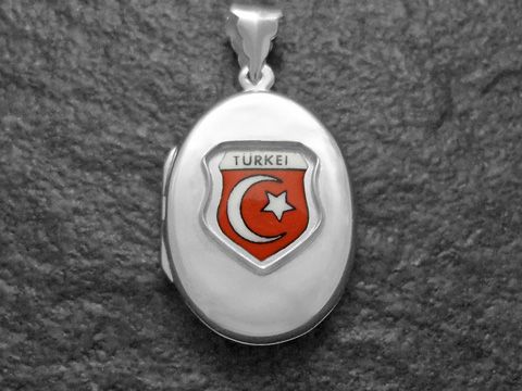 Silber Medaillon mit dem Wappen der Türkei in Rot und Weiß, Hersteller Juwelier Harnisch, perfekt für eine stilvolle Schmuckkollektion.