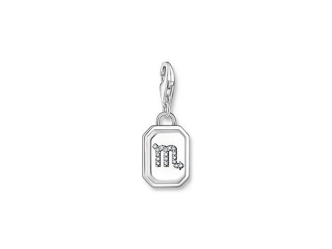 Charm-Anhänger von Thomas Sabo für das Sternzeichen Skorpion aus geschwärztem Silber mit funkelnden Zirkonia-Steinen, hochwertig und stilvoll gestaltet, ideal für jede Schmuckkollektion.