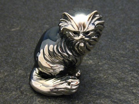 60411-0 Silberne Katze stehend, plastisch gestaltet, 37 mm hoch, Hersteller Juwelier Harnisch, elegant und detailreich, ideal als Dekoration oder Sammlerstück.