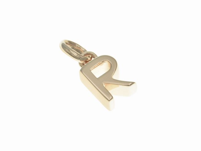 Anhänger aus poliertem Sterling Silber in Roségold-Optik, geformt als Buchstabe R, hergestellt von Juwelier Harnisch. Ideal als elegantes Schmuckstück oder persönliches Geschenk.