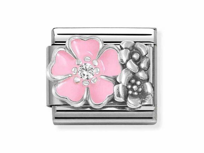 Silbernes Charm mit rosa Emaille Blume und Zirkonia, kombiniert mit einer anderen floral gestalteten Fläche in Silber, für Armbänder von Nomination Silvershine Motive.
