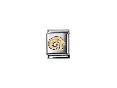 Der Big Widder charm zeigt das goldene Symbol des Sternzeichens Widder auf einem silbernen Hintergrund. Ideal für die Zierde von Schmuckstücken und als Geschenk für Widder-Geborene.
