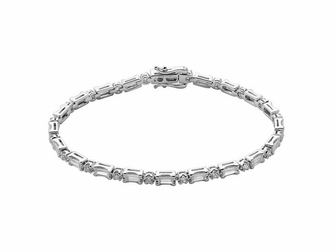 Elegantes Xenox Sterling Silber Armband XS2046/M mit einer Länge von 16,5 cm, in hochwertigem Silber, präsentiert sich mit einem geschmackvollen Design und einem sicheren Verschluss.