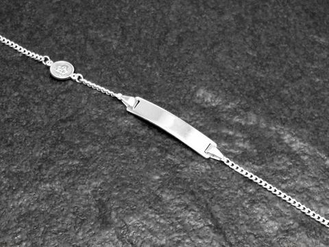 Identitäts Armband mit Gravur und Schutzengel aus Sterling Silber, 12 cm bis 14 cm, für Kinder, von Juwelier Harnisch, elegantes Design, zeitlos und personalisierbar.