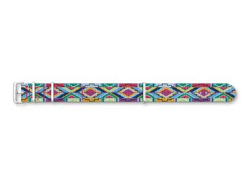 Das Thomas Sabo ZWA0314-276-7-20 mm Nato-Textilarmband zeigt ein buntes Grafikmuster mit geometrischen Formen in lebhaften Farben, ideal für modische Akzente.