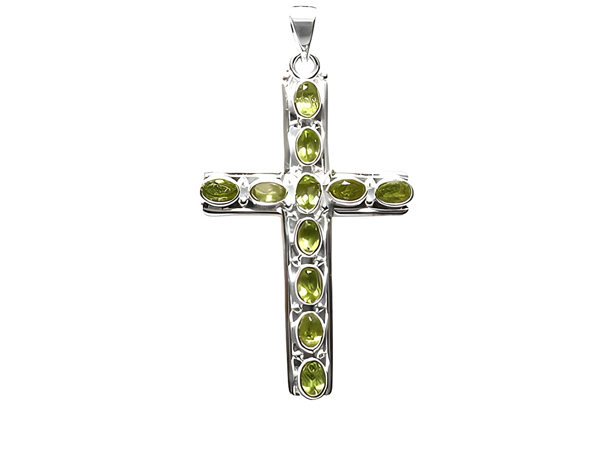 Grünes Peridot Kreuz aus Sterling Silber, groß, mit weiteren Steinen verziert, ideal als Schmuckstück für besondere Anlässe oder als Geschenk.