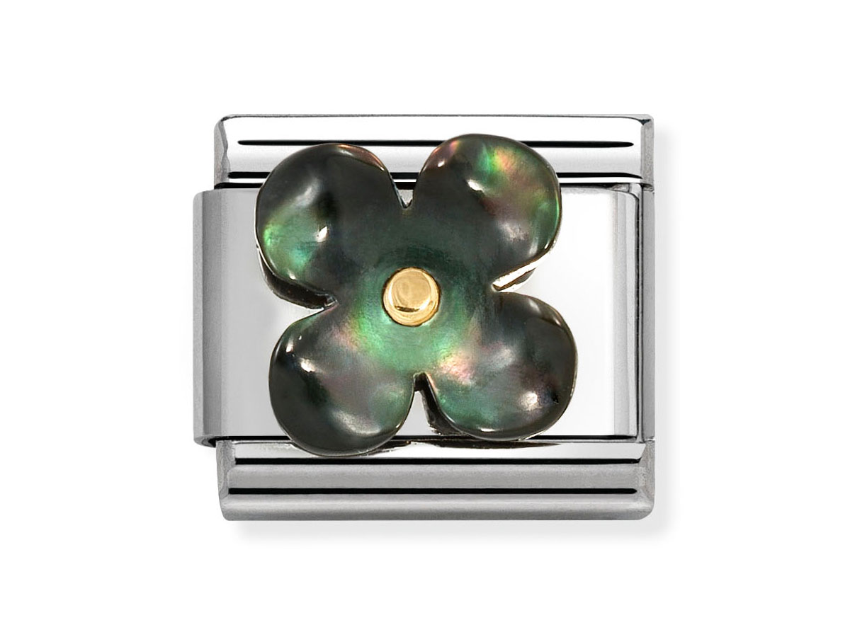 Edelsteinmsymbol von Nomination in 585 Gelbgold mit schwarzem Perlmutt, gestaltet als Blume mit vier Blütenblättern und goldener Mitte, hochwertiges Schmuckelement für Armbänder.