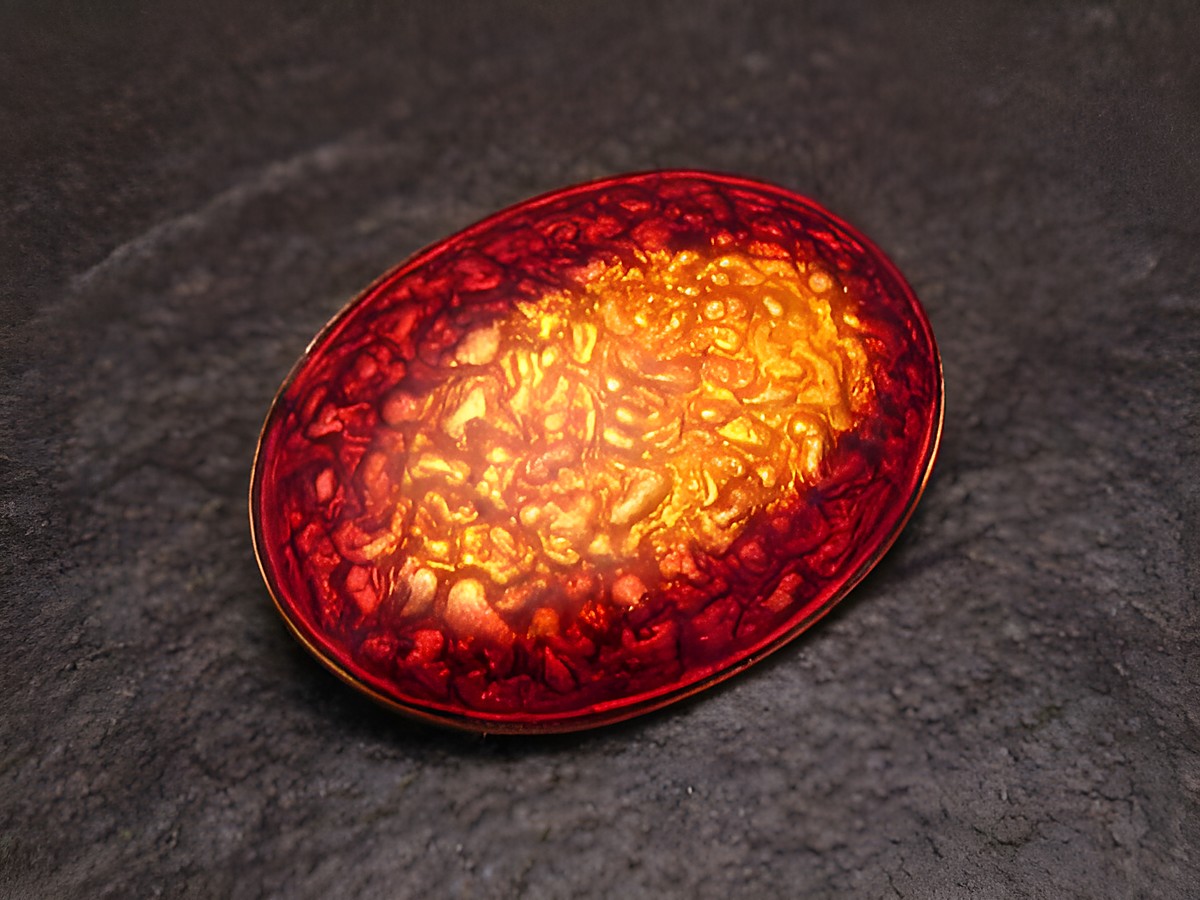 Brosche FANCY rot-gelb aus Emaille, vergoldet, im Vintage-Stil, Hersteller Juwelier Harnisch, zeichnet sich durch eine strukturierte Oberfläche aus. Ideal als modisches Accessoire.