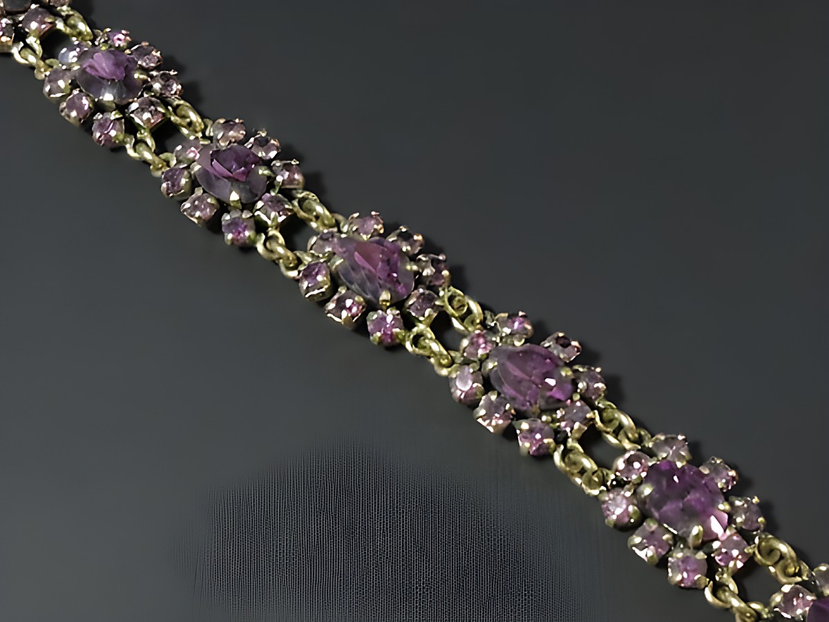 Strass Armband für Damen in Rosa, 18,5-21 cm, goldfarben, Hersteller Juwelier Harnisch, elegant und funkelnd, ideal für besondere Anlässe und den Alltag, zeitloses Schmuckstück.