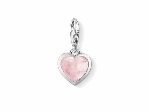 41608319-0 Charm Herz aus Silber mit pinkem Rosenquarz von Thomas Sabo, ideal für Liebhaber von zeitlosem Schmuck und romantischen Geschenken. Elegant und feminin für jeden Anlass.