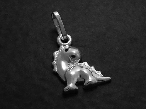 Dinosaurier Anhänger aus Sterling Silber, detailreich gestaltet, ideal für Tierliebhaber, gefertigt von Juwelier Harnisch, einzigartiges Schmuckstück für jeden Anlass.