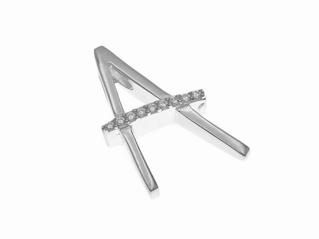 Anhänger aus rhodiniertem, poliertem Sterling Silber in Form des Buchstabens A, verziert mit Zirkonia, Hersteller Juwelier Harnisch.