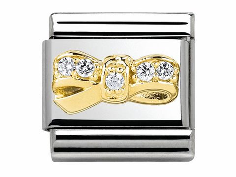 Goldene Schleife mit Zirkonia auf silberner Fläche, funkelndes Design von Nomination, perfekt für Armbänder. Elegant und vielseitig einsetzbar, ideal für besondere Anlässe.