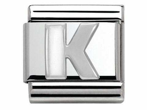 Buchstabe K aus Emaille von Nomination in silberner Classic SilverShine Optik, geeignet für personalisierte Armbänder, glänzende Oberfläche und modernes Design.