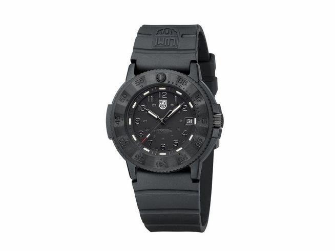 Luminox Uhr XS.3001.EVO.BO.S Sea aus CARBONOX mit 43 mm Gehäuse, schwarzem Ziffernblatt und robustem Silikonarmband, ideal für Abenteuer und Wassersport.
